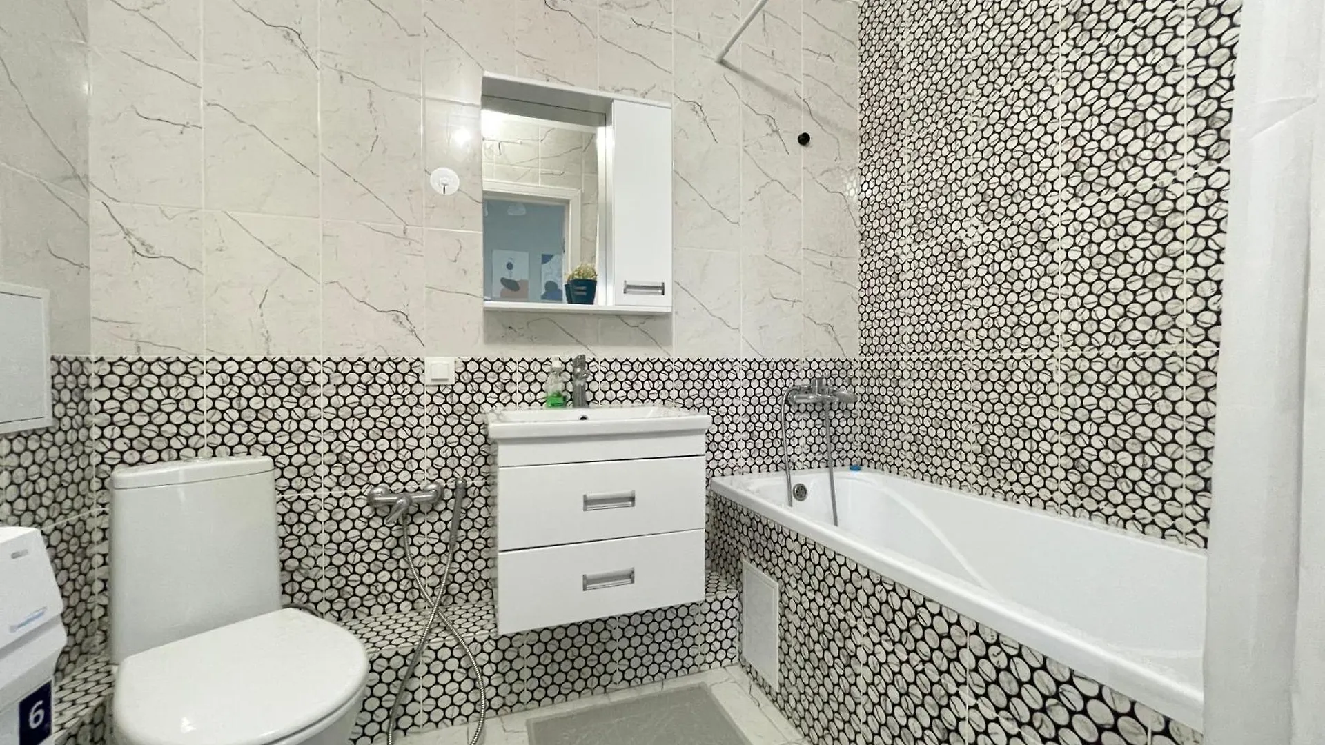 Apartment Жк Фридом 2 Ком 2 Кровати И Диван Nur-Sultan  Kazakhstan