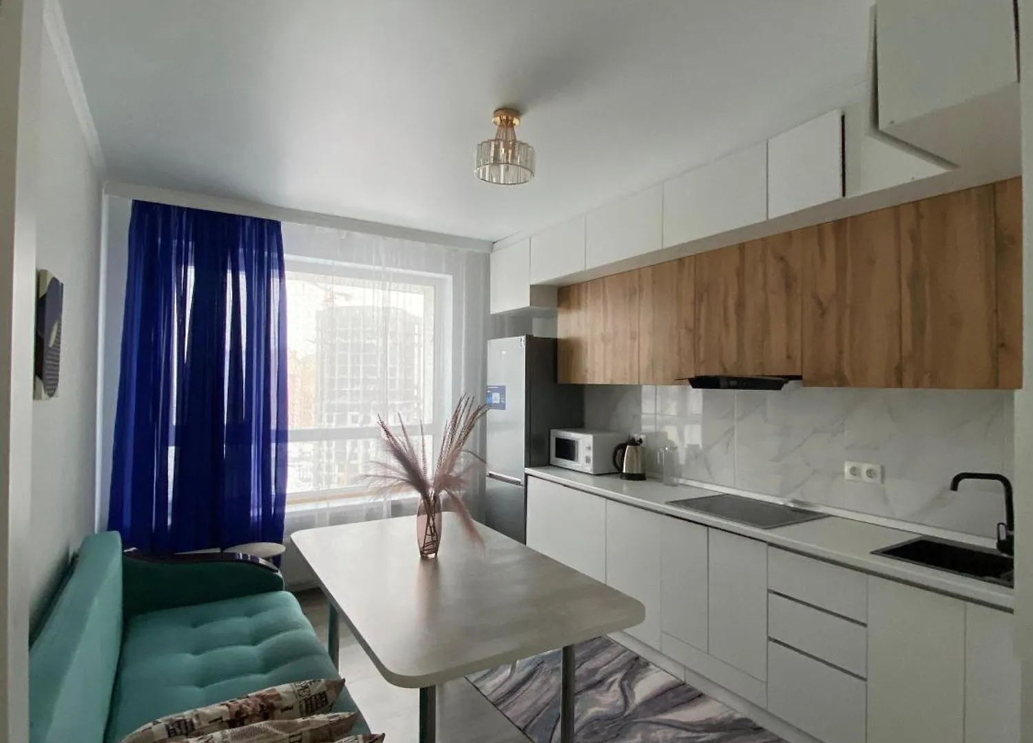 Apartment Жк Фридом 2 Ком 2 Кровати И Диван Nur-Sultan